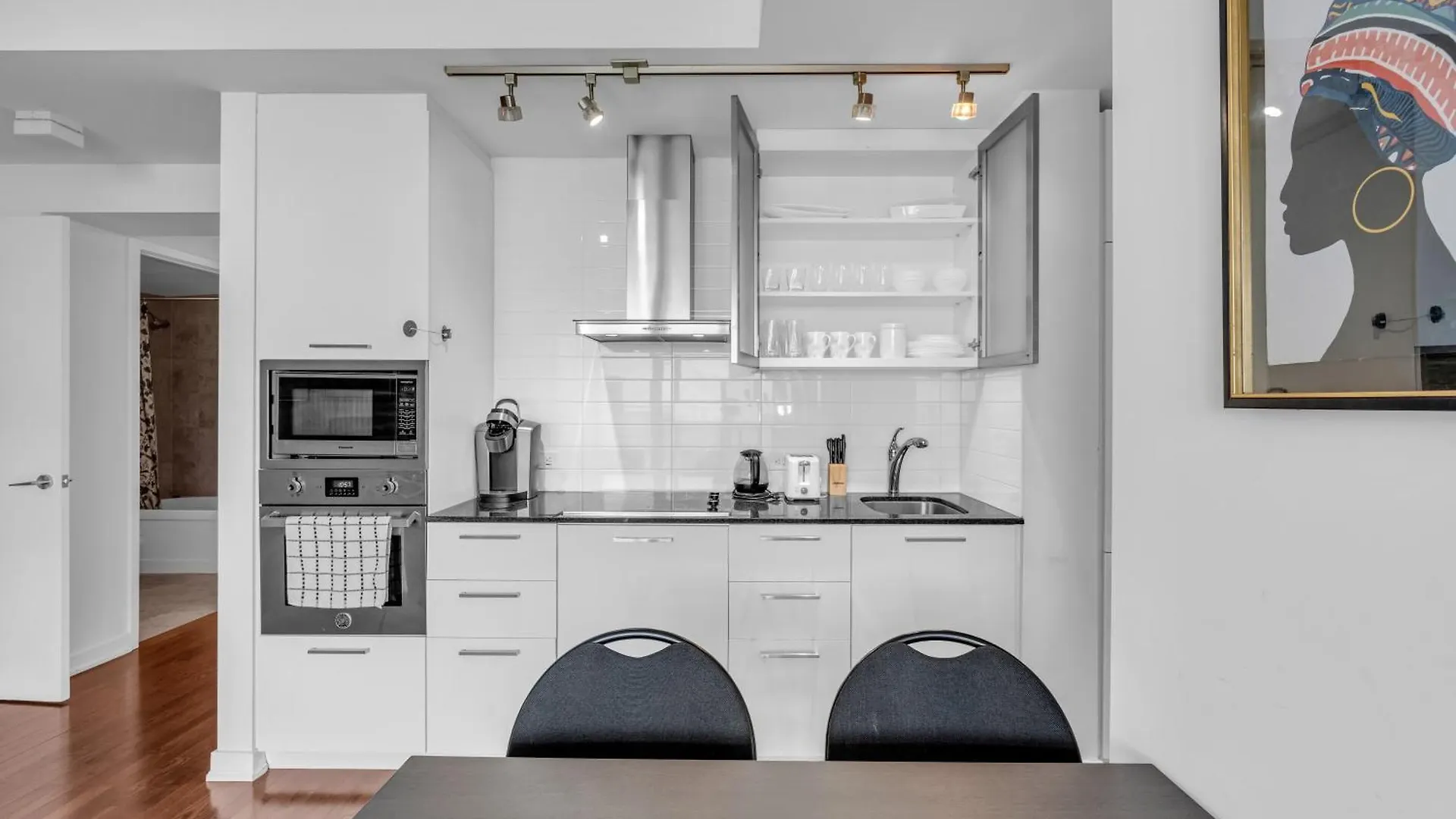 Apartment Elegant Rogers Center Suites With 1 Free Parking Toronto